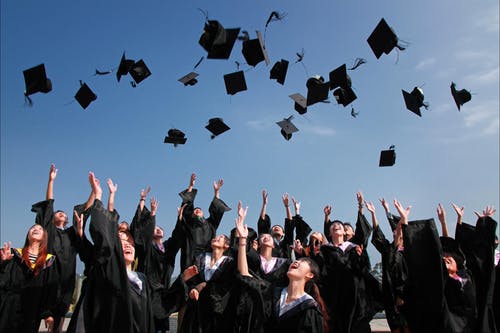 What Should I Get Someone as a Graduation Present?