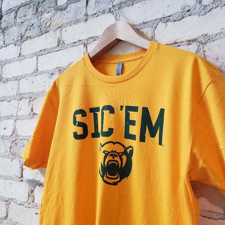 Sic 'Em Baylor Bears Gold T-shirt 