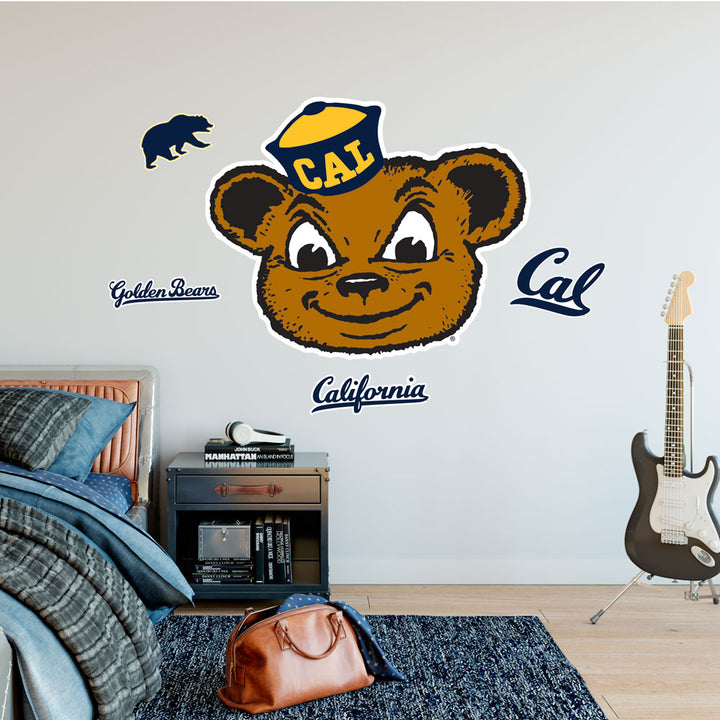 California Berkeley Golden Bears 5-Piece Repositionable Peel-and-Stick XL Wall Decal Set on Wall